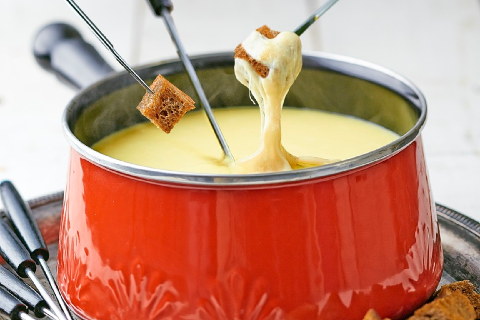 Gouda, old dutch master, and edam cheese fondue